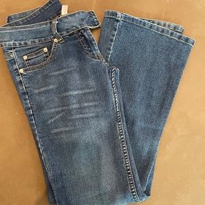 Tease super low rise stretchy flare jeans size 8 AU (us 0-2)